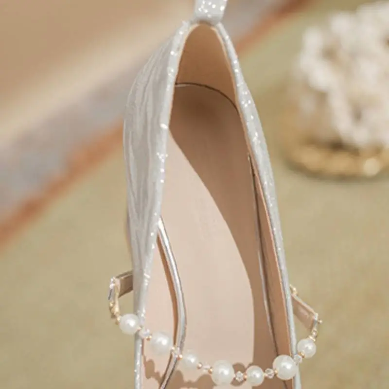 Simple Pearls High Heels-3