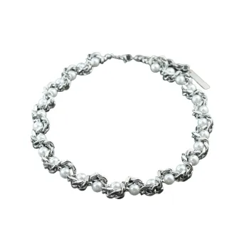 Fashionable Pearls Necklace