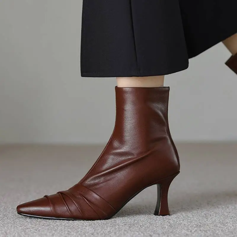 Elegant Fashionable Ankle Boots-9