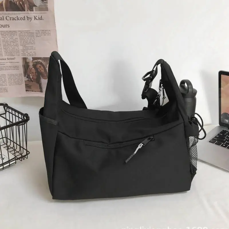 Simple Fashionable Crossbody Bag-10