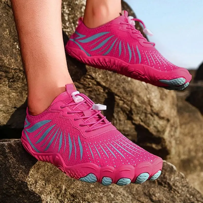 Outdoor Breathable River Trekking Shoes-3