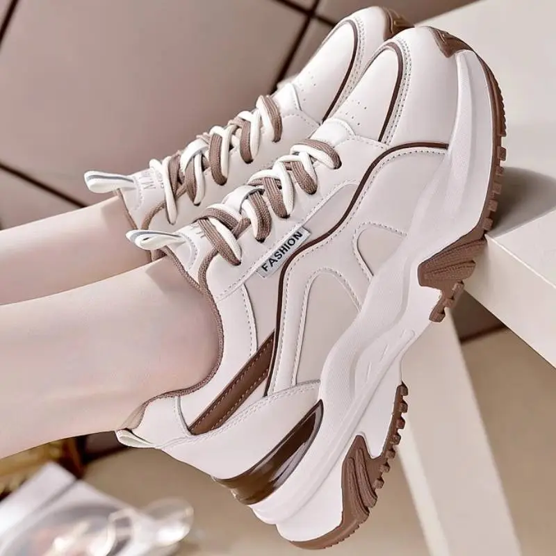 Fashionable Sporty Lifestyle Shoes-1