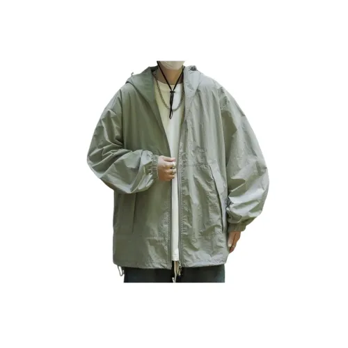 Sporty Lightweight Outdoor Jacket