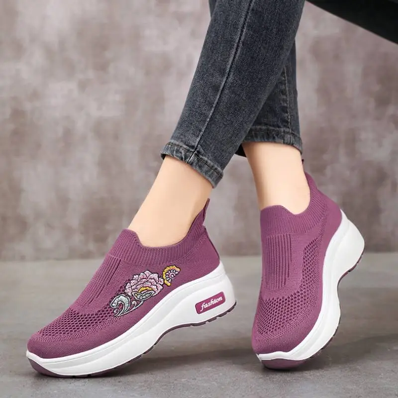 Casual Lightweight Platform Shoes-9