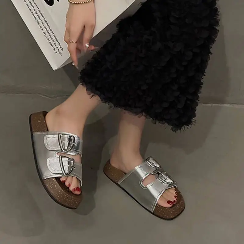 Retro Simple Flip Flops-8