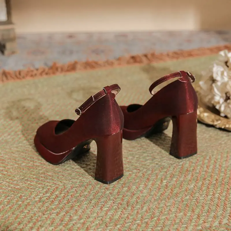 Elegant Plain High Heels-4