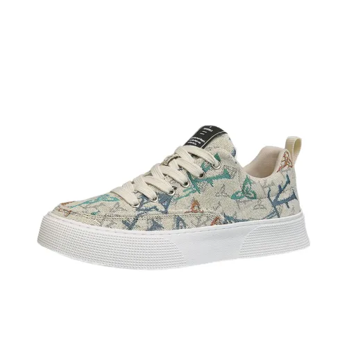 Low Top Soft Soled Lace Up Sneakers