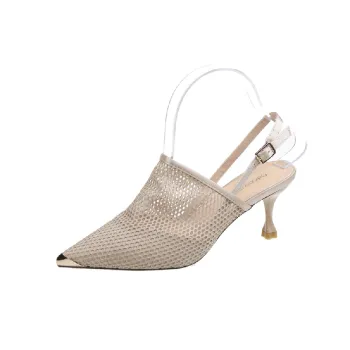 Fashionable Hollow Out Slide Sandals