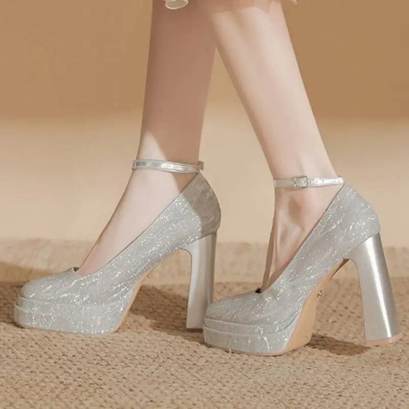 Simple Glamorous High Heels-1