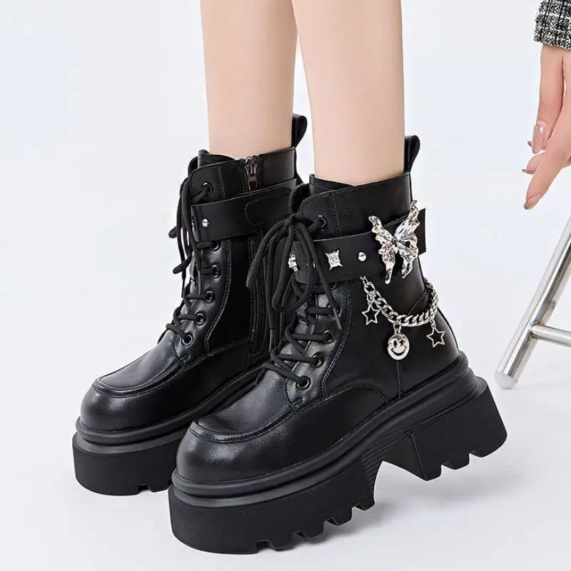 Butterfly Chain Martin Boot-4