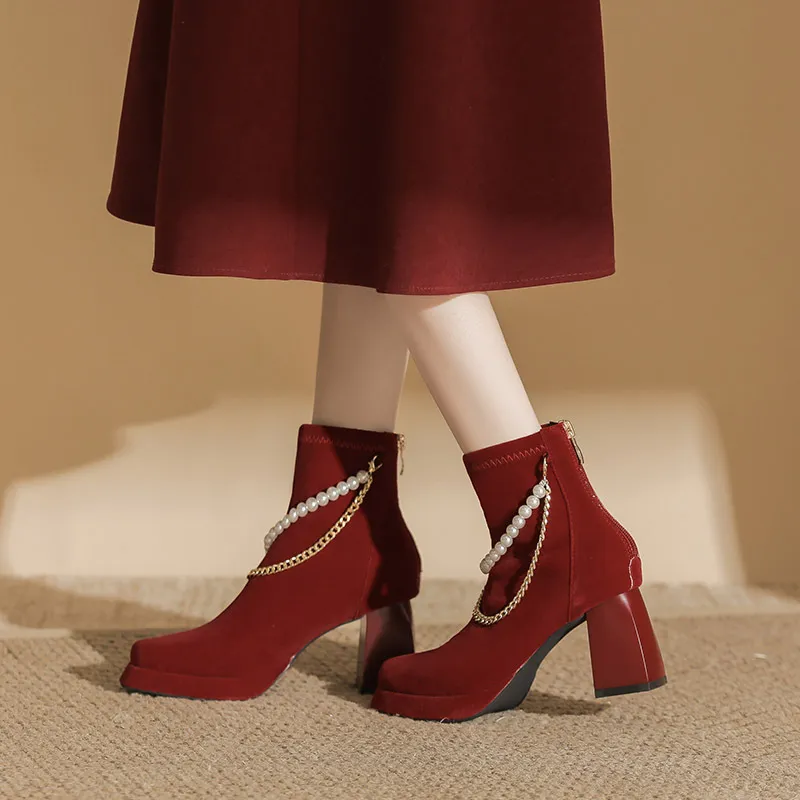 Glamorous Simple Pearls High Heels-2