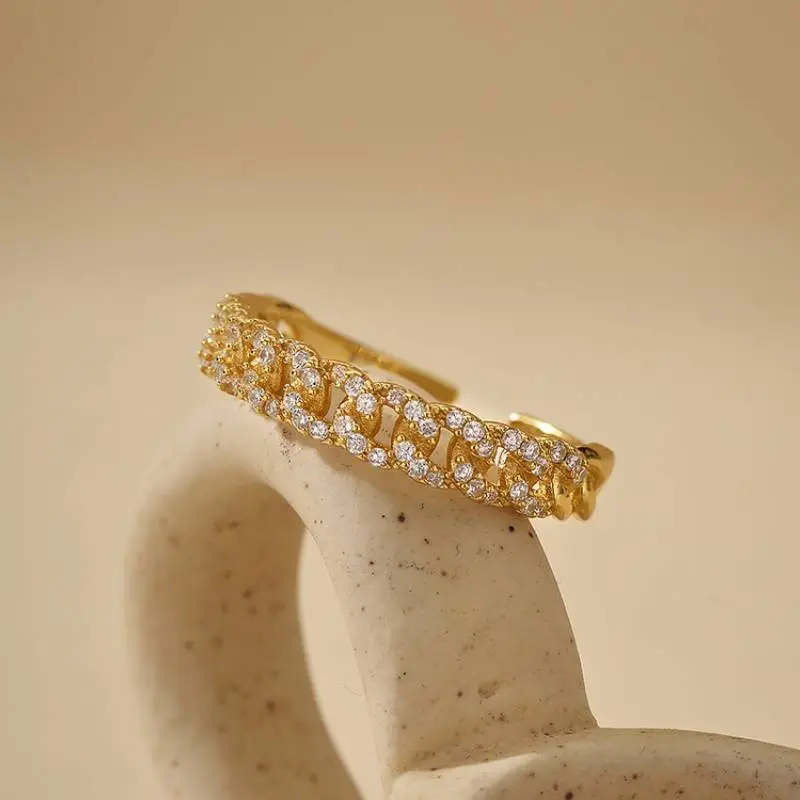 Fashionable Rhinestone Ring-3
