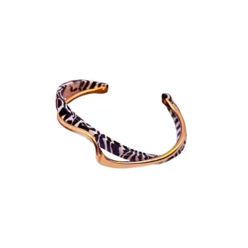 Fashionable Metal Bangle Women