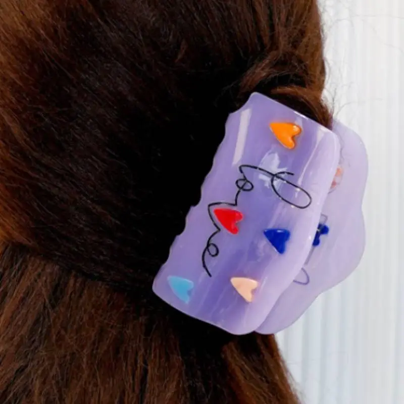 Simple Basics Hair Clip-1