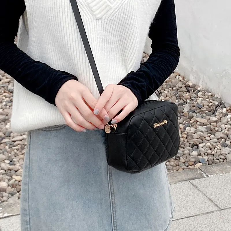 Simple Casual Crossbody Bag-2