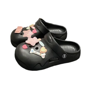 Fashionable Cute Clogs