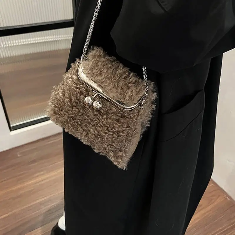 Fashionable Mini Crossbody Bag-4