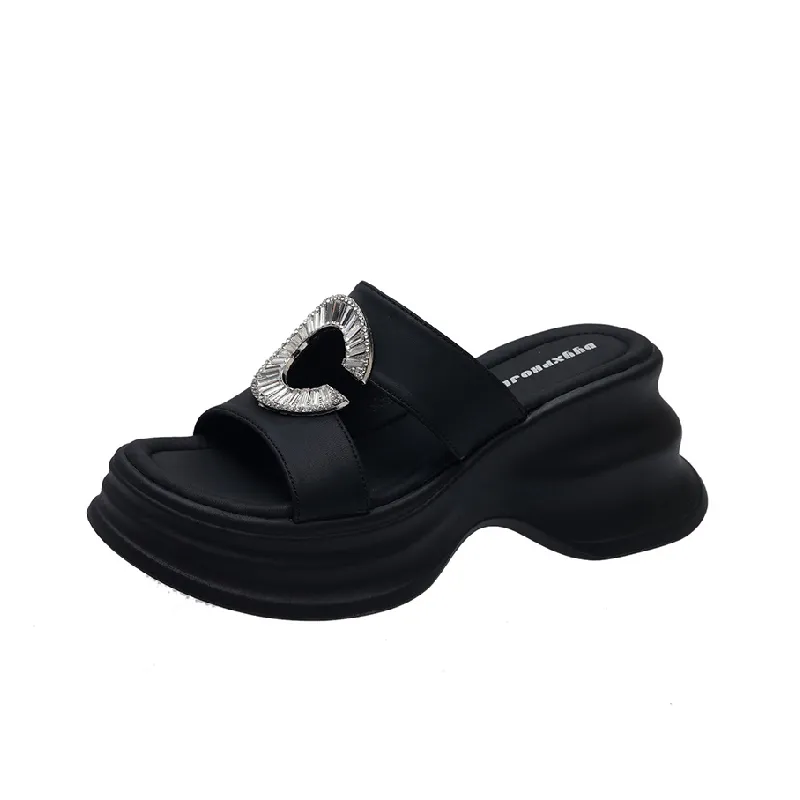 Fashionable Lightweight Beach Sandals-6