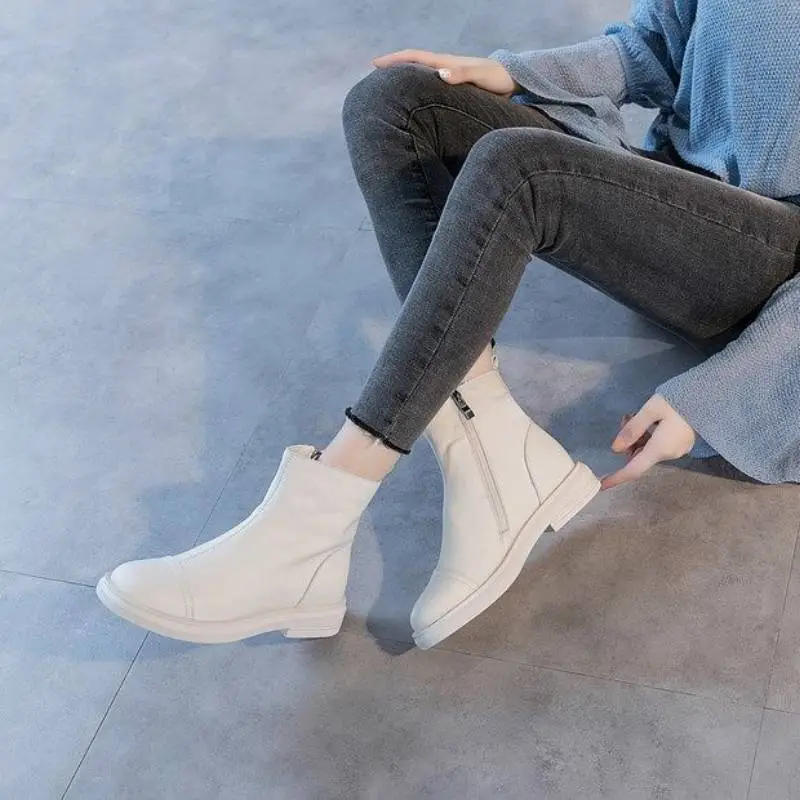 Casual Softness Chelsea Boot-2