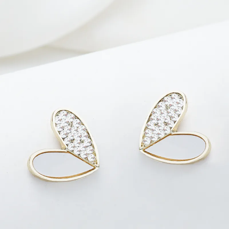 Basics Fashionable Ear Stud-1