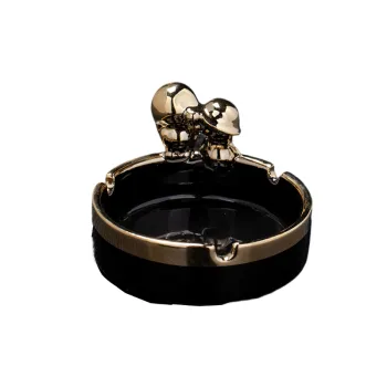 Fashionable Simple Ashtrays