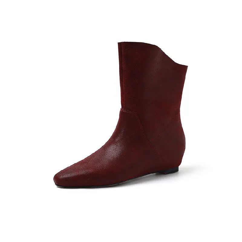 Simple Plain Chelsea Boot