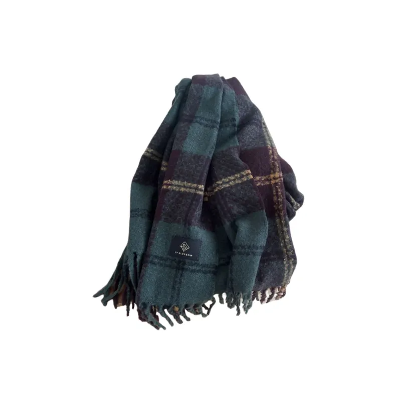 Fashionable Basics Knit Scarf-4