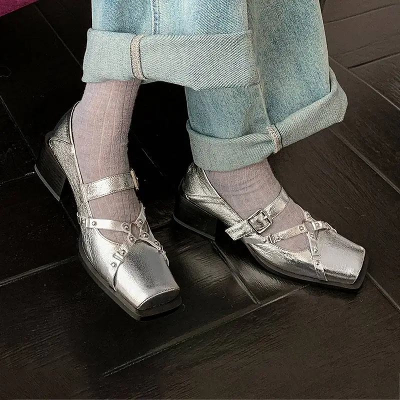 Simple Funky Mary Jane Shoes-7