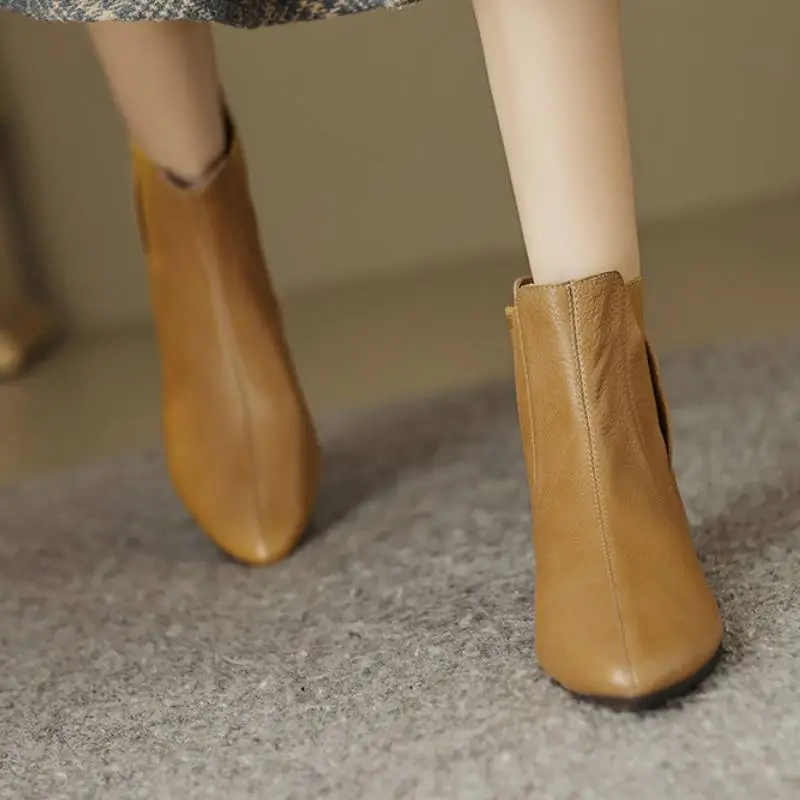Fashionable Casual Chelsea Boot-6
