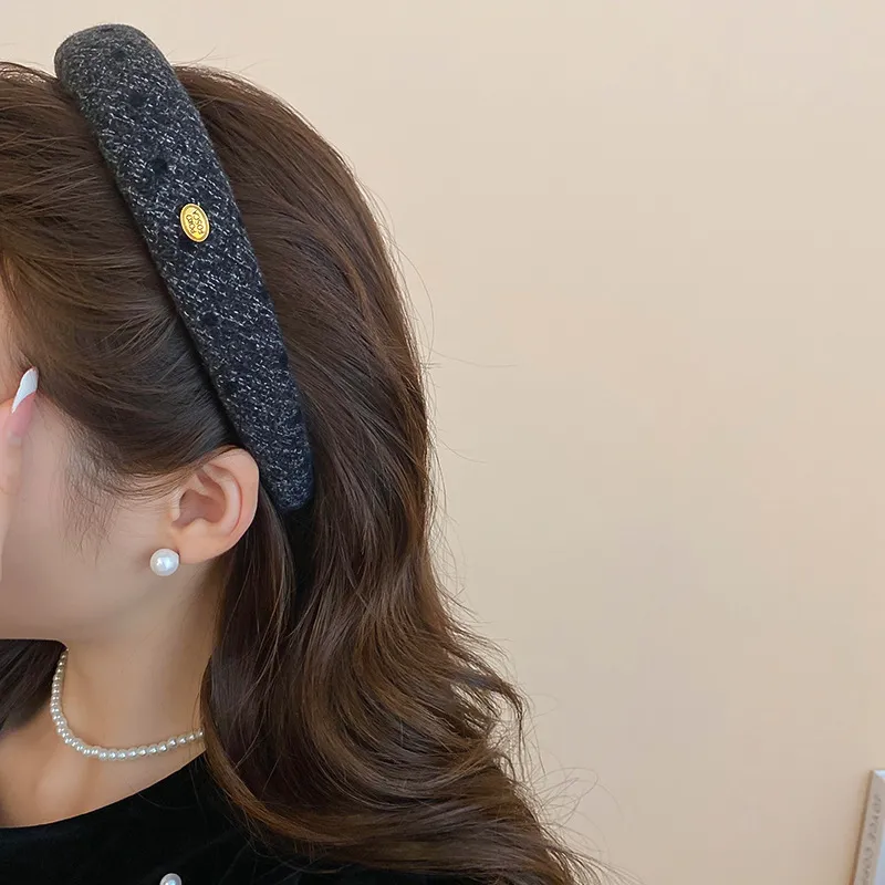Casual Letter Hair Clasp-1