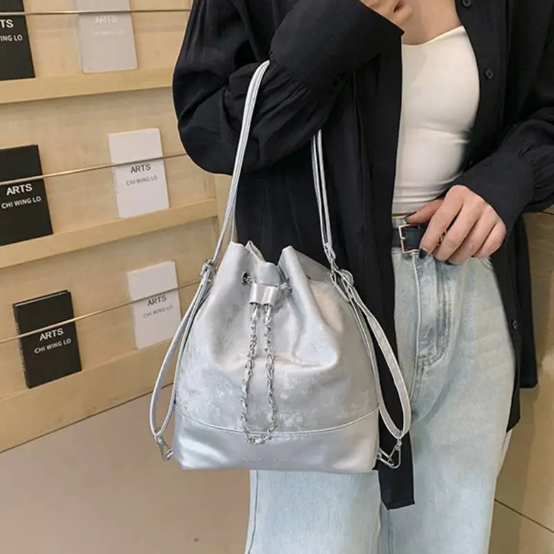 Chain Fashionable Backpack-1