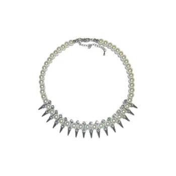 Punk Pearls Necklace