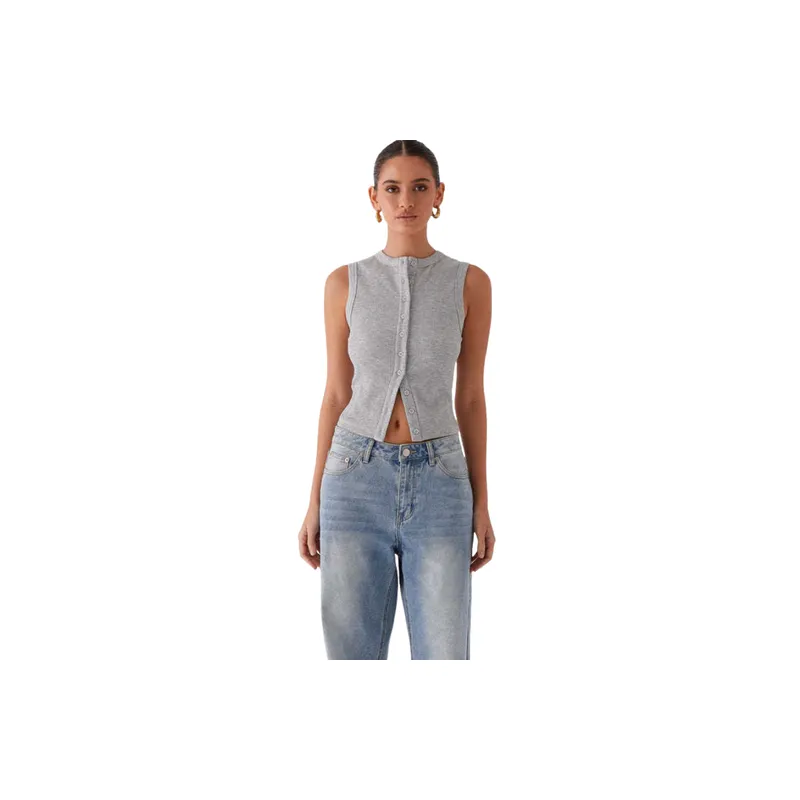 Fashionable Sleeveless Polyester Knitwear Women-0