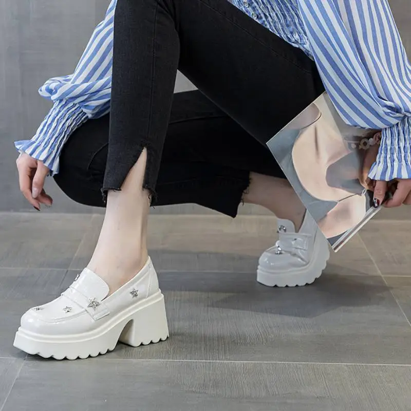Fashionable Star Loafer-1