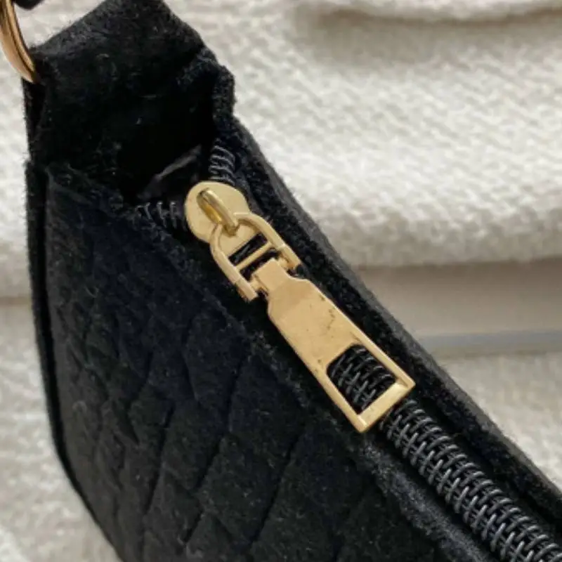 Elegant Simple Shoulder Bag-4