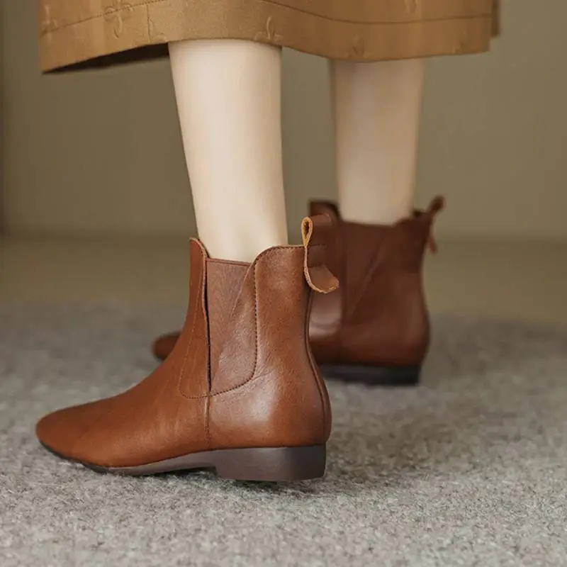 Fashionable Casual Chelsea Boot-2