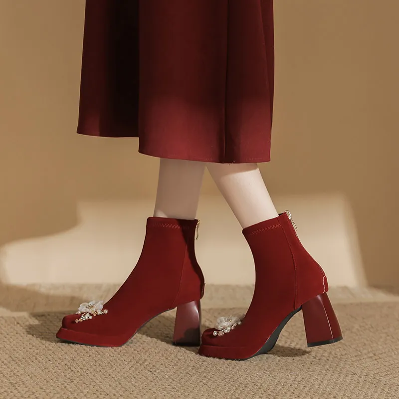 Fashionable Basics High Heels-1