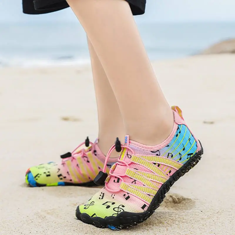 Casual Lightweight River Trekking Shoes-2