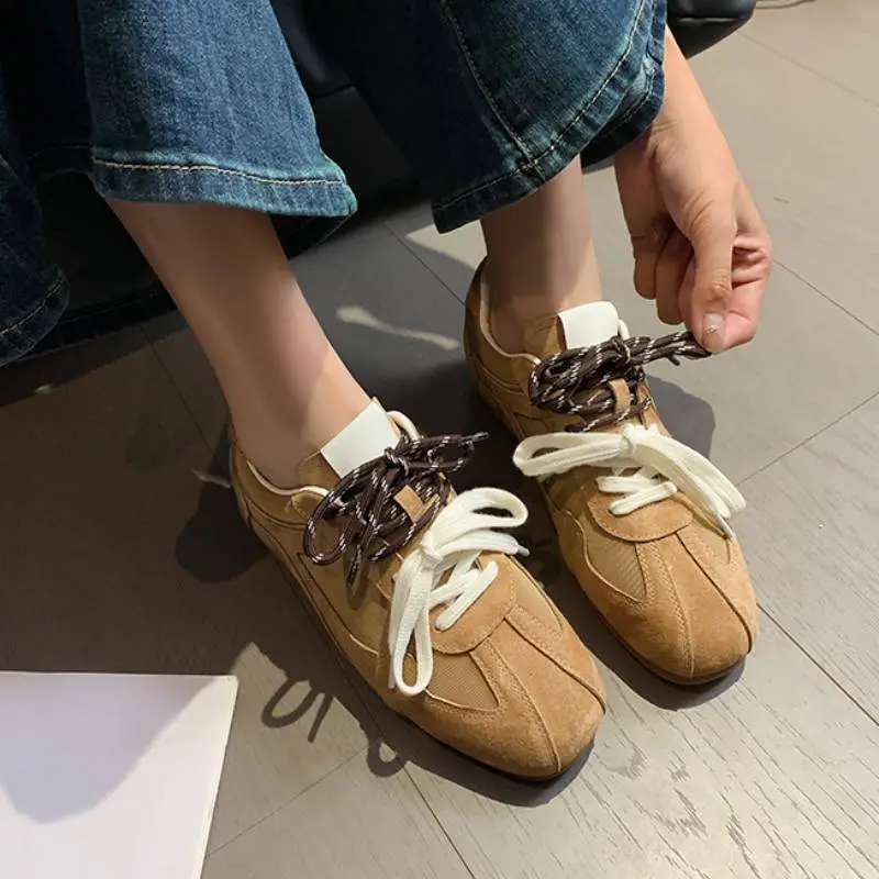 Retro Simple Lifestyle Shoes-2