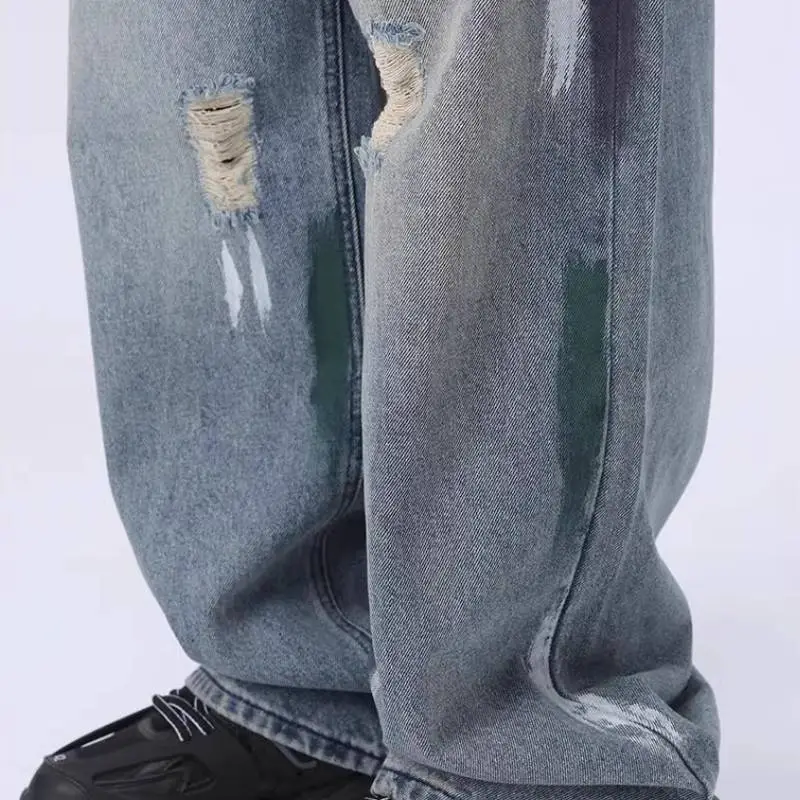 Loose Straight Leg Jeans-4