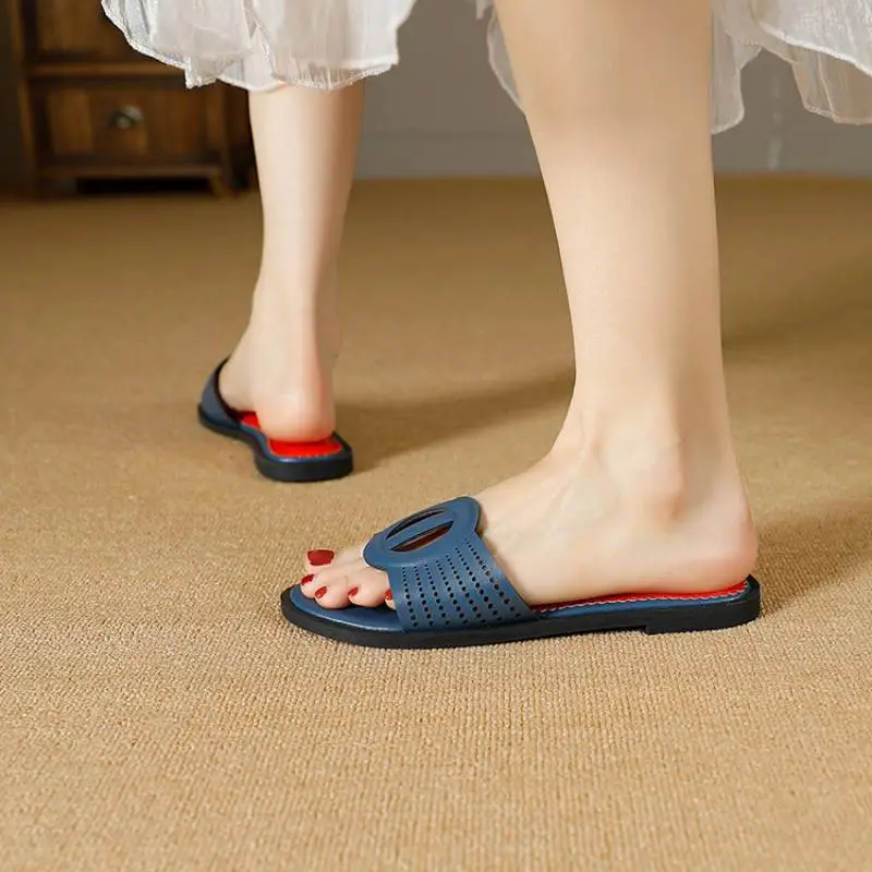 Simple Contrast Color Flip Flops-1