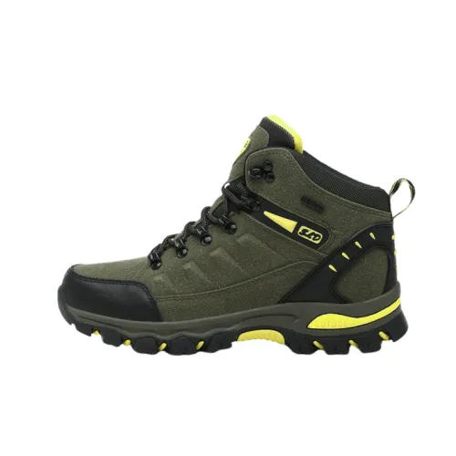 Sporty Lightweight Outdoor Boots