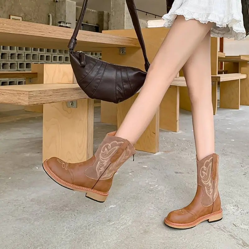 Retro Embroidery Martin Boot-5