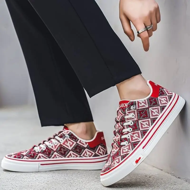 Retro Fashionable Skateboarding Shoes-7