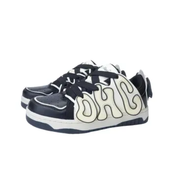 Retro Sporty Stylish Skateboarding Shoes