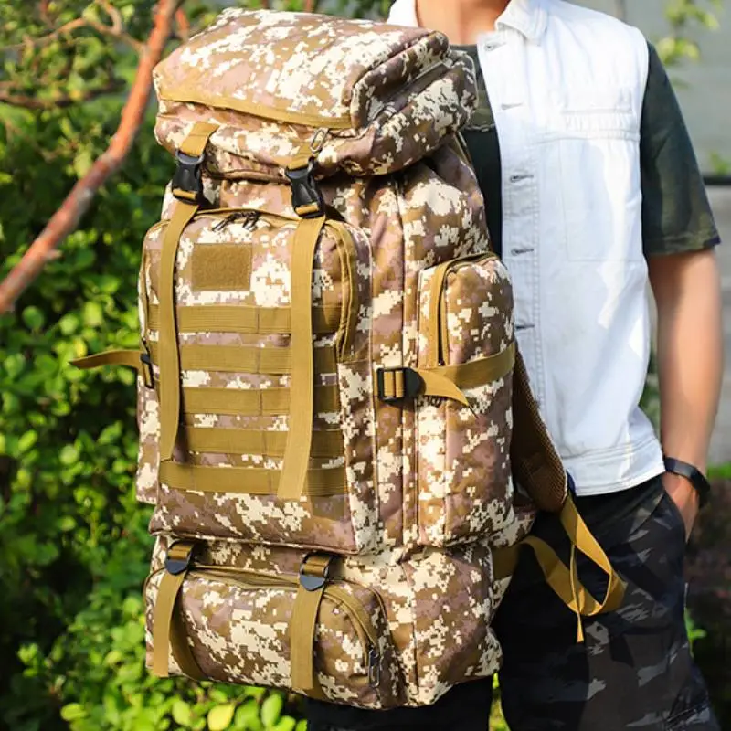 Casual Sporty Backpack Man-1