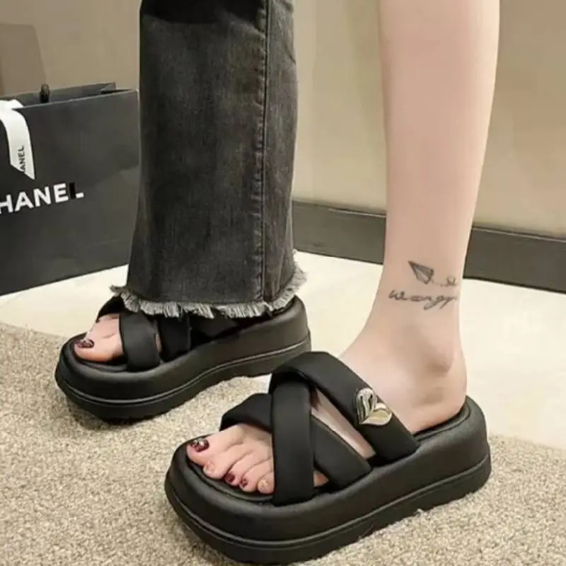 Simple Basics Flip Flops-2