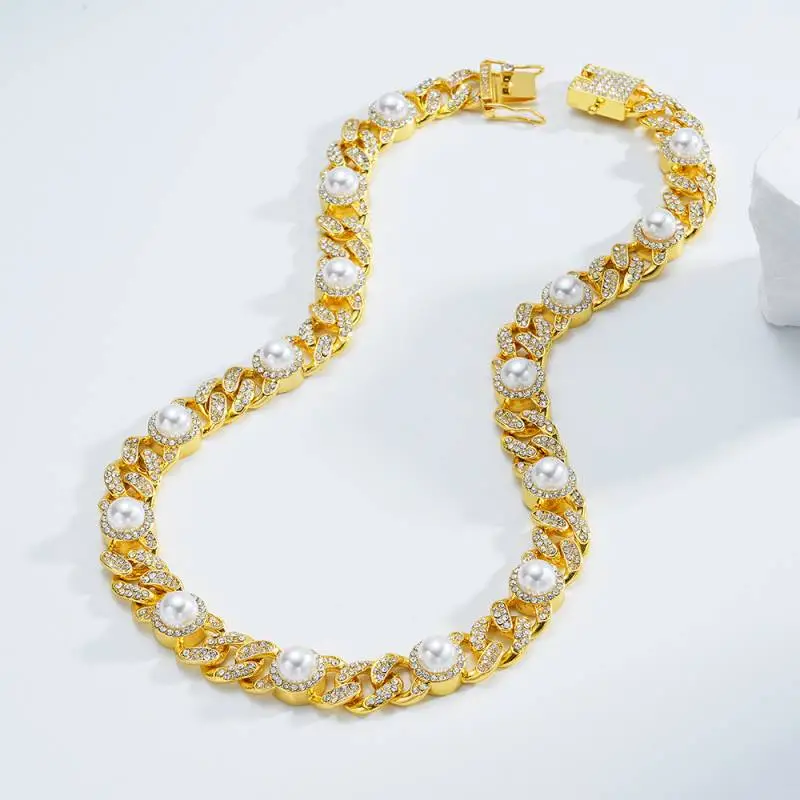 Funky Rhinestone Necklace-3