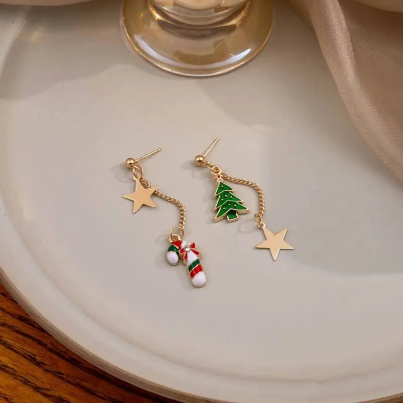 Street Christmas Star Earring-1