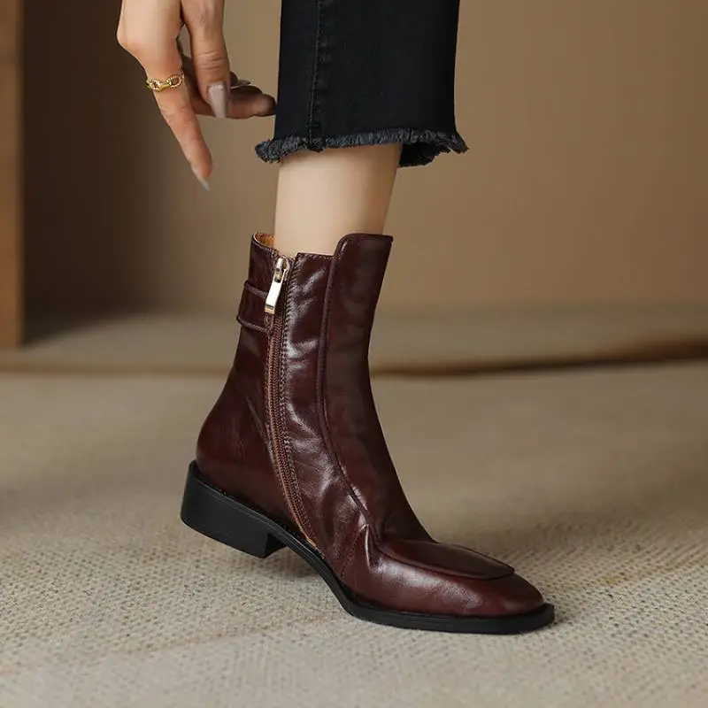 Fashionable Simple Chelsea Boot-5